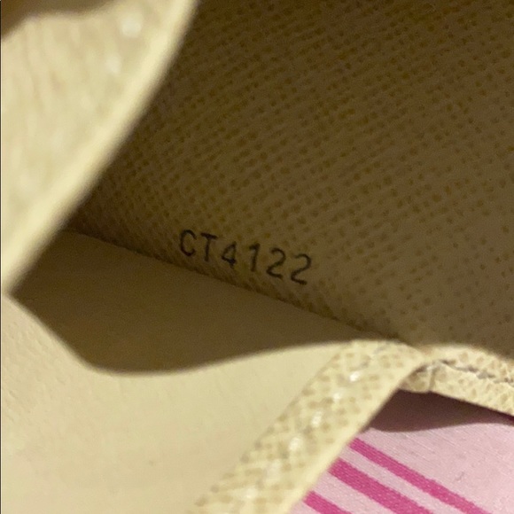 Authentic key chain - Picture 10 of 10